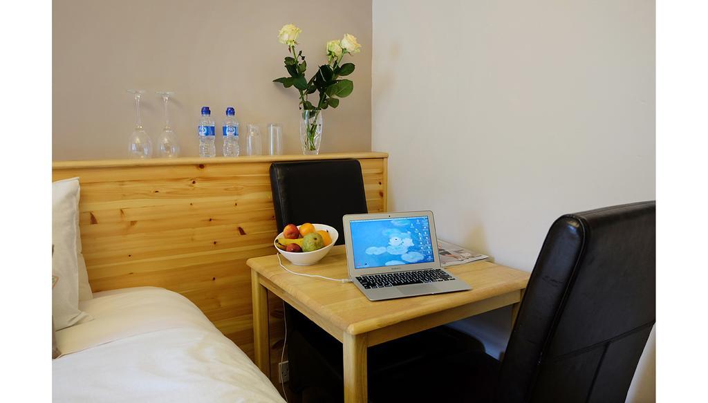 Number Nine Accommodation Downpatrick Buitenkant foto